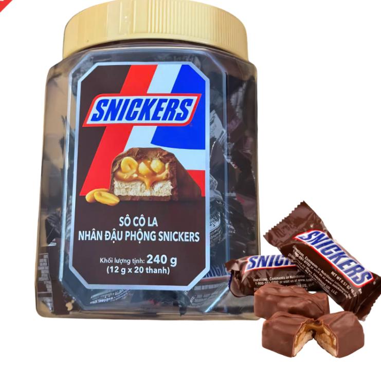 Hộp Kẹo Socola Snickers 240g