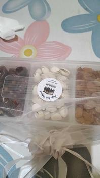 Product Review of Paket Oleh-Oleh Haji dan Umroh Sekat 3 Hampers Premium Almond Coklat Gift from i**a 0