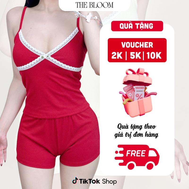 THE BLOOM Set bộ áo 2 dây cổ tim viền ren đính hoa hồng và quần mini ôm body, set cotton len đũa - SE012 Nữ Women Top Bông setdomac  nhaxinh bộ  ngủ  thun  tăm  2  dây set  bongu  quyen  ru