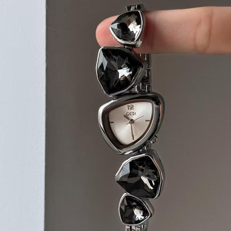  Đồng Hồ Nữ Gedi Mặt Tam Giác Đính Đá Zicon Tam Giác Chống Nước đong ho cao cấp 
