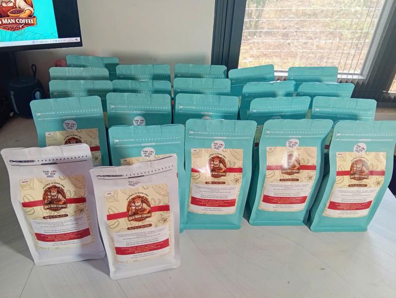1KG ( 2 gói ) Cà Phê Robusta xay sẵn rang Dark Đắng đậm -thơm hương trái cây chín