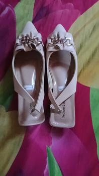 Product Review of Declare&Dee Heels Blok Wanita Pitaloka Square Toe High 3 CM Black Karet Belakang Best Seller Shoes flat  shoes from @**y 1