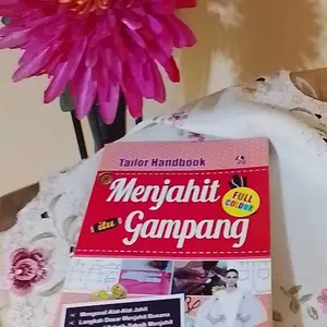 Buku Pola Dasar Menjahit : Buiku Kursus Menjahit Busana Wanita Perempuan Pakaian Pria Pola Baju Dan Cara Obras / Pustaka Baru Press - PB