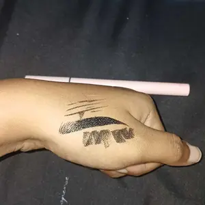 [Trending] MAGEFY Eyeliner Liquid Waterproof  – Eyeliner Pemula Ujung Ultra Tipis 0.01mm, Cepat Kering, Anti Luntur & Smudgeproof, Tahan Air dan Tahan Lama Sepanjang Hari