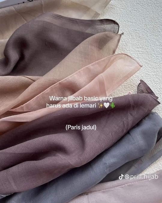 Product Introduction of beli 2 gratis 1️ spill warna hijab yg bikin wajah cerah dong!!fix harus tau yg satu ini️ Bagus buat daily hijab ataupun formal  Warnanya cangtip², mudah diatur  Tegak paripurna dan melengkung sempurna  Cakep bgt 6