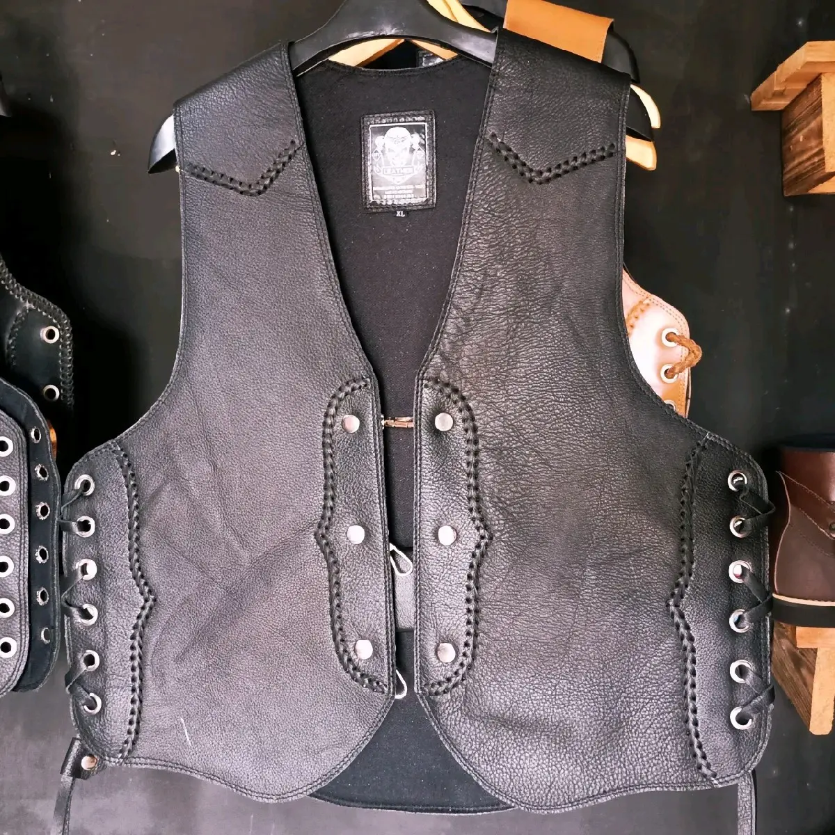 Rompi Kulit SR-03 • Polos Hitam