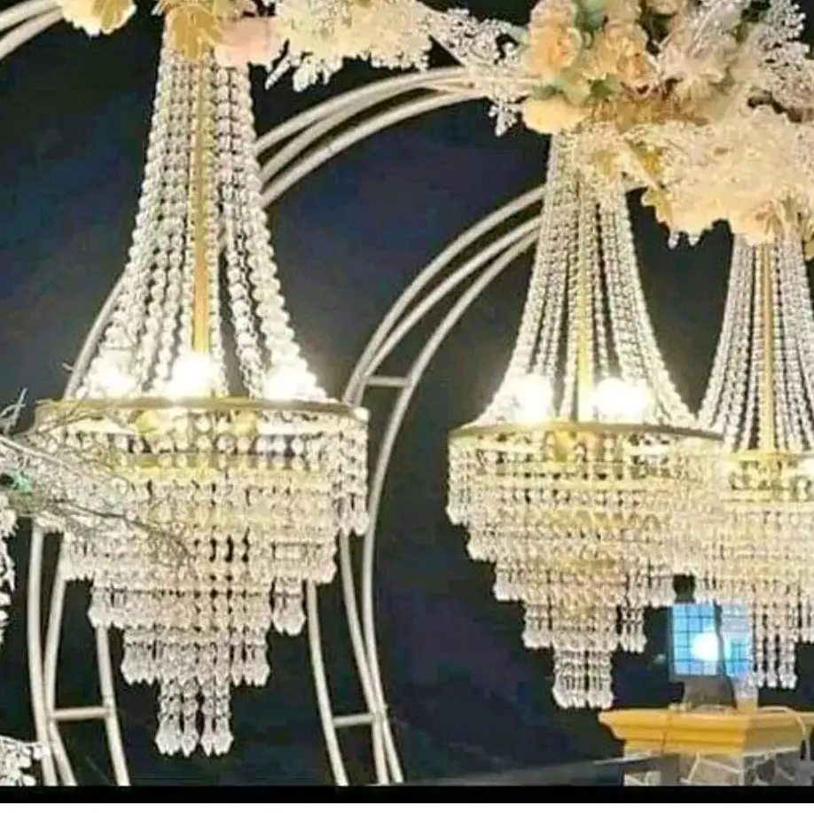 lampu cristal untuk dekorasi pelaminan, jumbo 80*40cm gold akrilik. Bulat Kotak