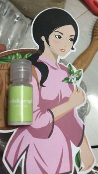 Product Review of [Green] 10ml Kaffir Lime Acne Treatment BedakPeople from n**h 0