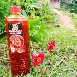TERLARIS Cabe CHILI OIL 1000ml Aromatic Pedas Daun Jeruk Gurih 500ml 250ml Minyak Cabai Praktis Halal SERBAGUNA Pelngkap Jajanan Dimsum mie baso aci By DE WULAN