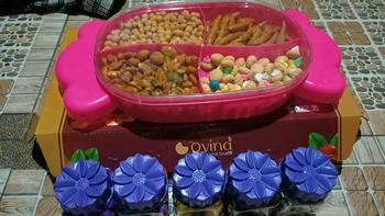 Product Review of Hampers Mawar Ungu Ovina Sugar Candy Rose murah dan unik  ( AFL) Botol Paket Coklat Permen Toples Gummy Snacks Food Makanan Choco Red Chocolate Cemilan from R**n 1