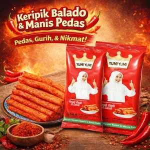 YUM Stik pedas  Keripik Kentang Pedas bentukpanjang Makanan ringan lezat Halal COD