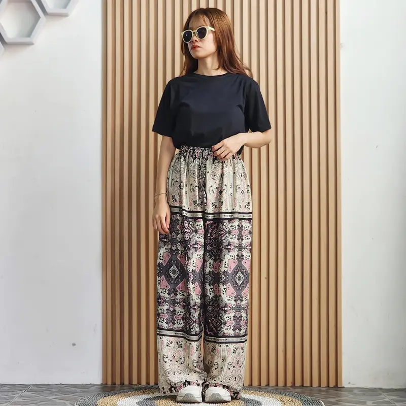 Vomila Celana Kulot Rayon Motif Valerie 4