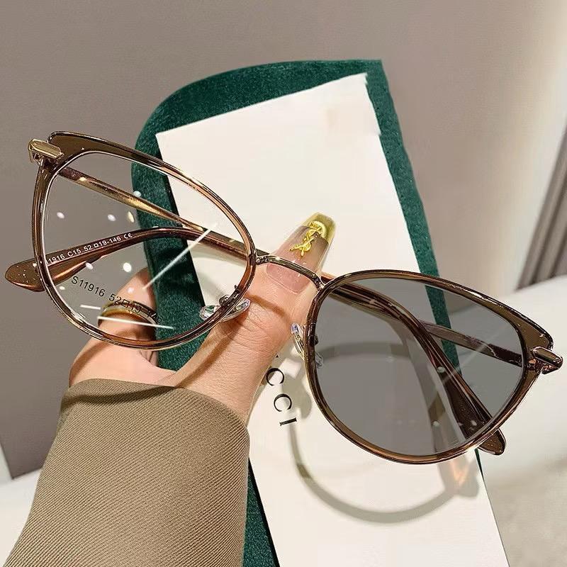 HM Kacamata Photochromic Wanita Anti Radiasi Cat Eye Retro Frame Metal Eyeglasses BISA COD 1