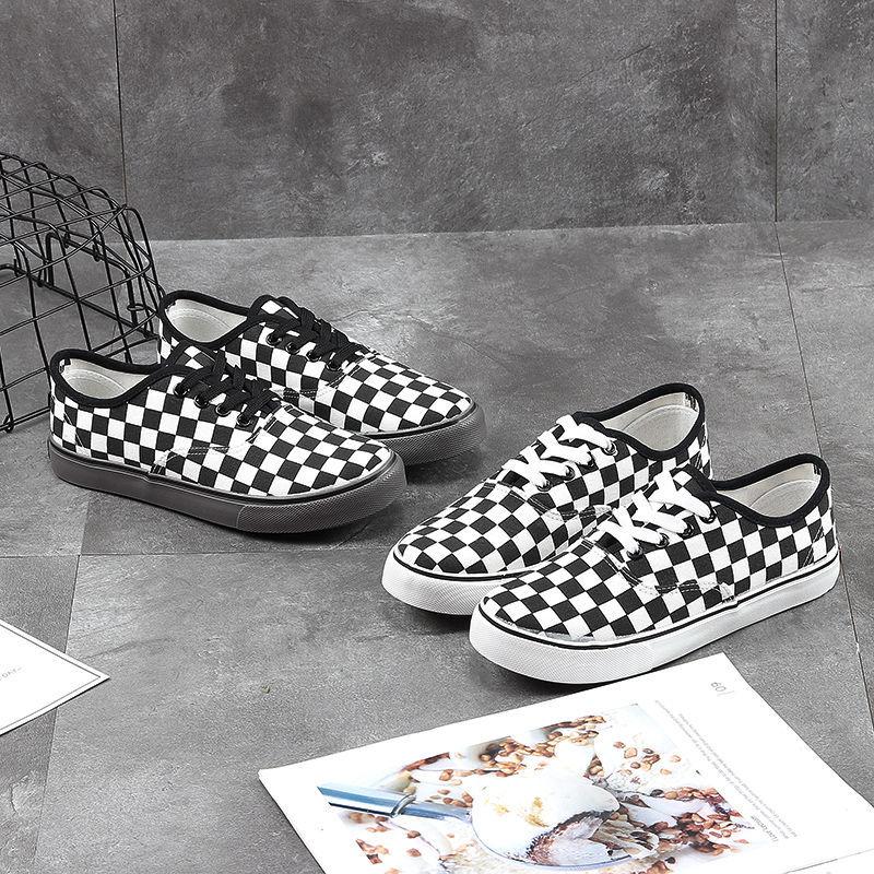 Product Introduction of Spring New Canvas Shoes Men's Black and White Plaid Shoes Low-Top Breathable Slip-on Lazy Shoes Casual Trendy Sneakers 17