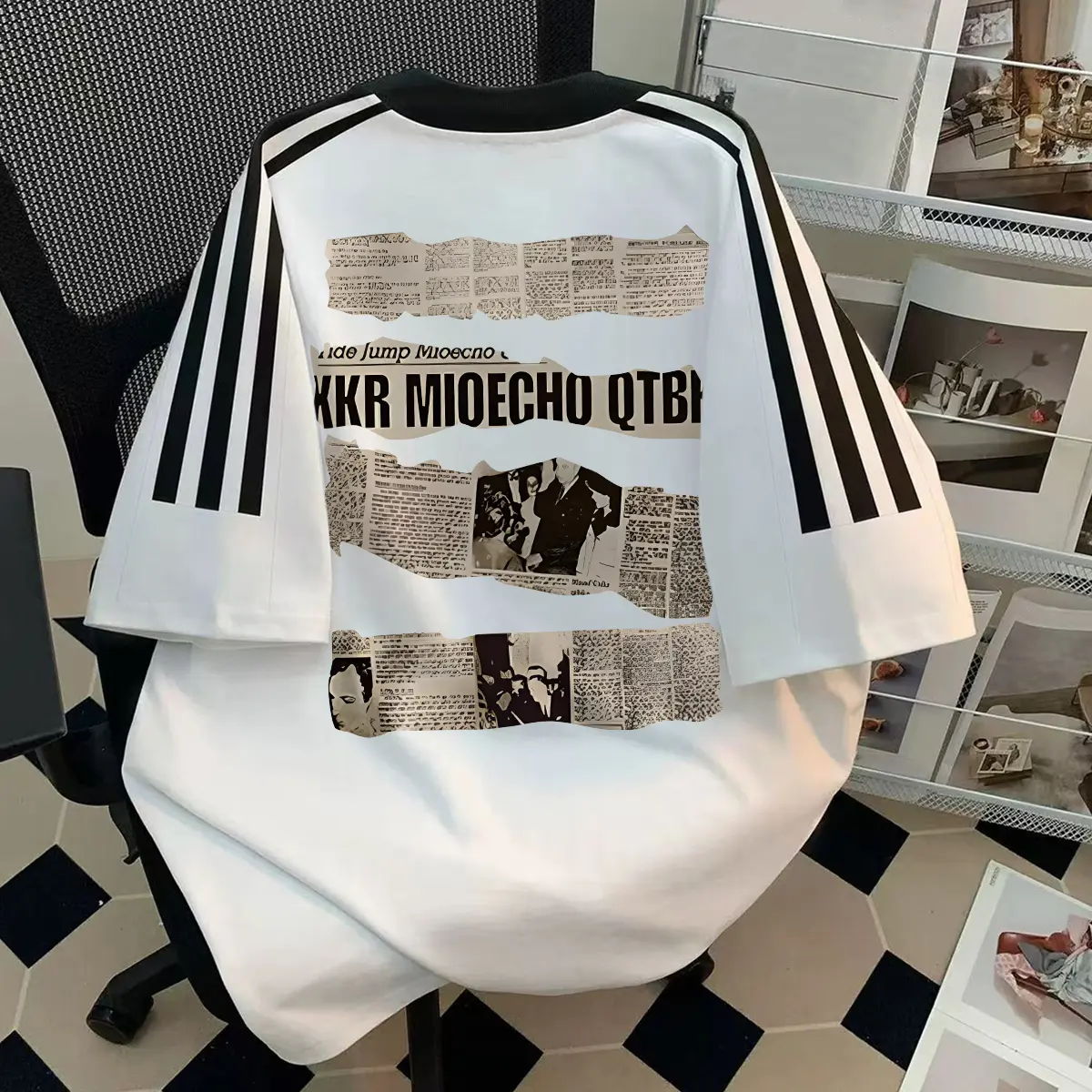 YIYOYI  T200 Model Regular Unisex Bergaris Bahu Korean Style Kaos Oversize Lengan Pendek T-Shirt Katun Wanita Top Muda Crop Atasan Putih Tee Hitam Santai Polos Baju