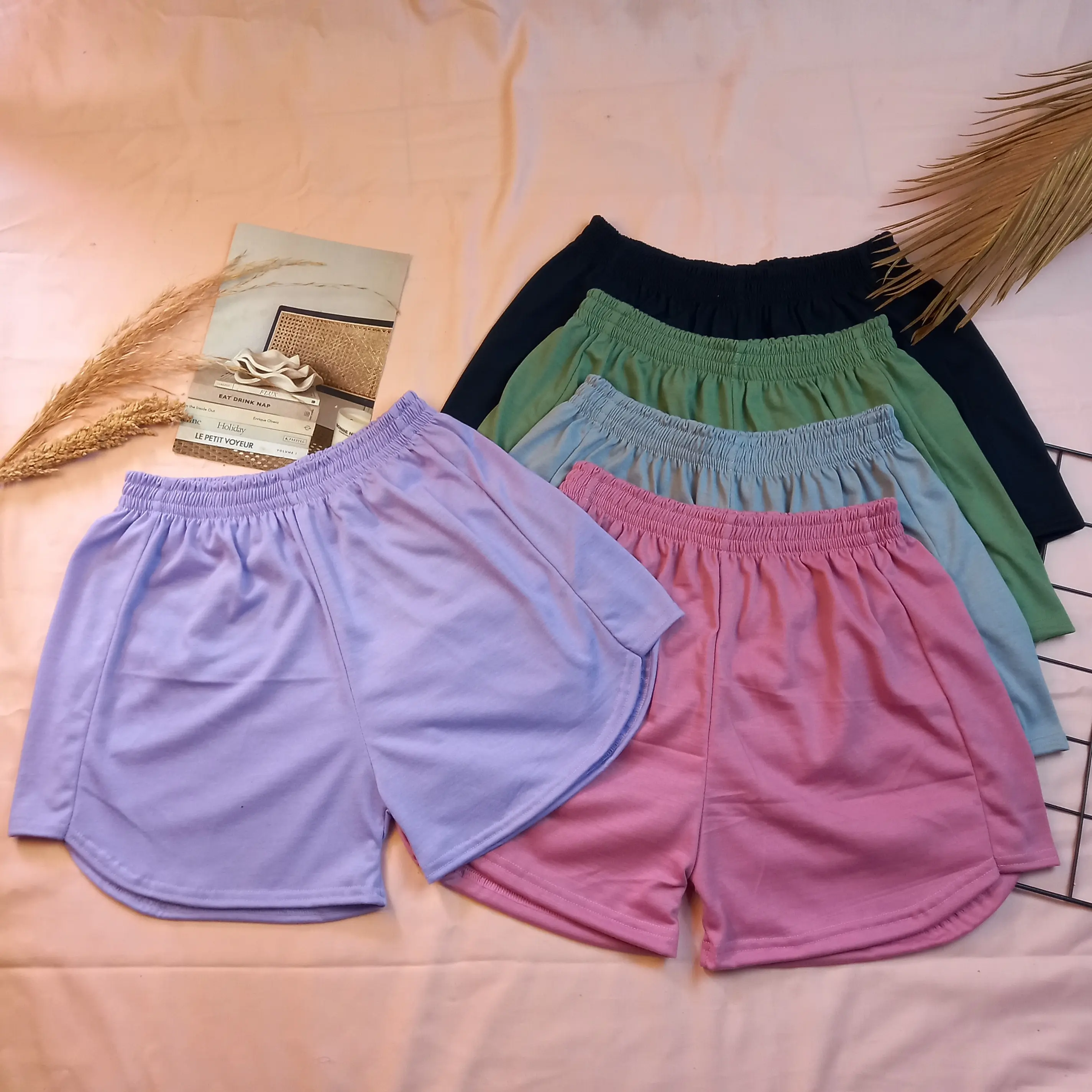 CELANA HOTPANTS JUMBO POLOS WANITA HOT PANTS BASIC JUMBO CELANA PENDEK WANITA BIG SIZE PANTS CELANA WANITA PENDEK JUMBO HOTPANT POLOS JUMBO MUNIKO