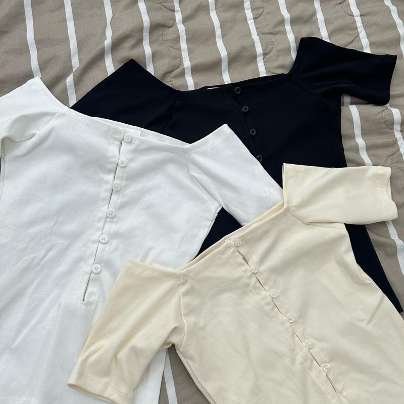  NIZZIE TOP - Áo Thun DEROSE Trễ Vai Kiểu Tay Ngắn Gài Nút Ôm Body Đẹp Thun Mịn 4 Chiều Mẫu Áo Kiểu Nữ 