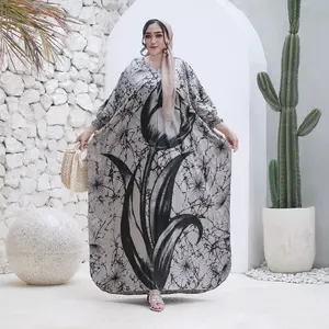 Kaftan Monokrom Bahan Rayon Super Jumbo Model Wanita Muslimah Tebal Nyaman Cocok untuk Aktivitas Sehari-hari Bahan Adem Halus dan Lembut Fit to XXL Muat sampai BB 95 Kg