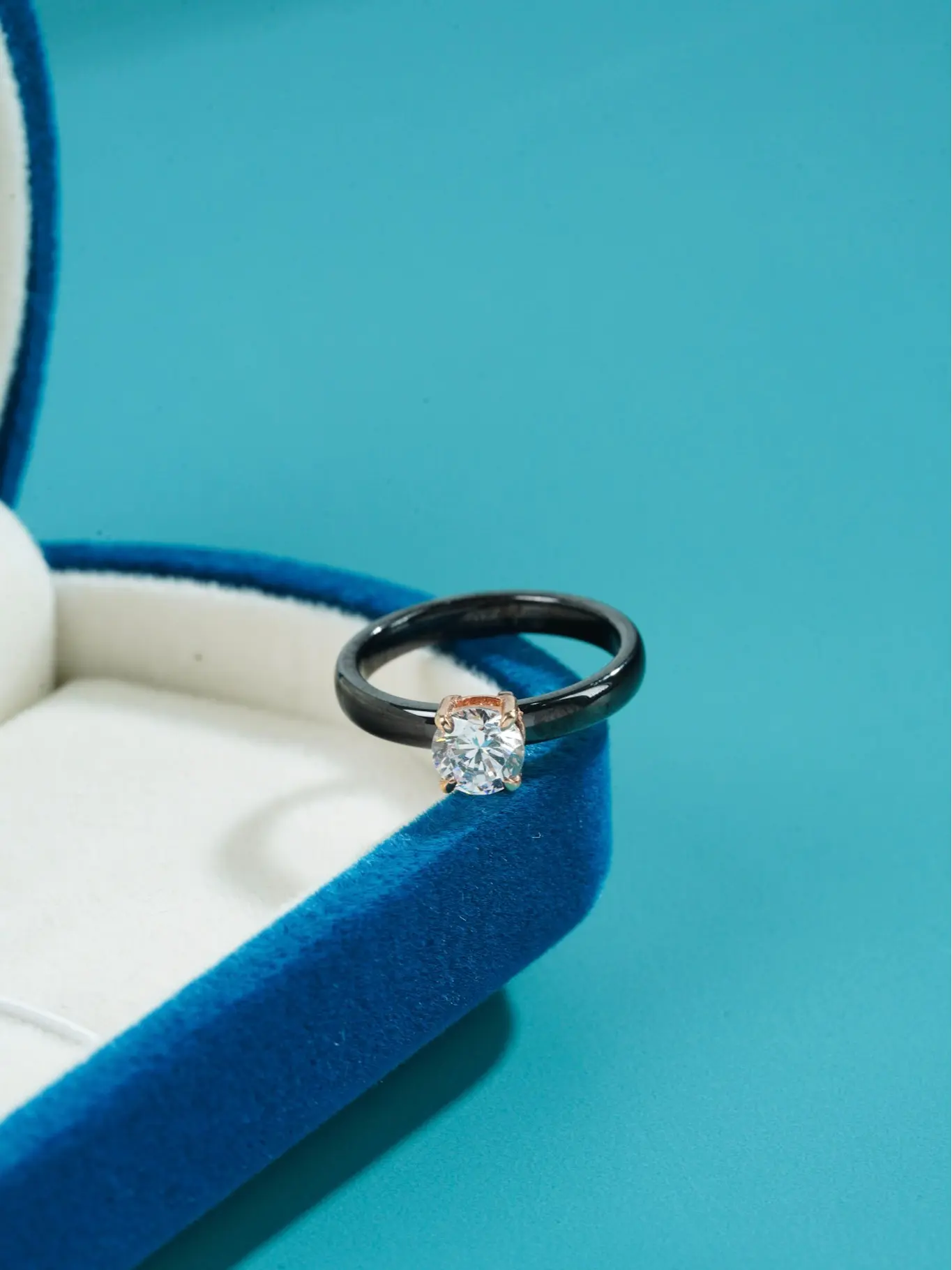 Cincin Emas Keramik Kadar 17K Model Ad 1 - Warna Rose Gold