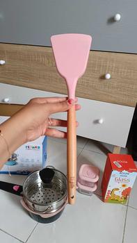 Product Review of JIB Silicone Utensil Spatula / Spatula Silicon / Utensile Turner / Sutil Silikon Tahan Panas Gagang Kayu from z** b**y c**s 2