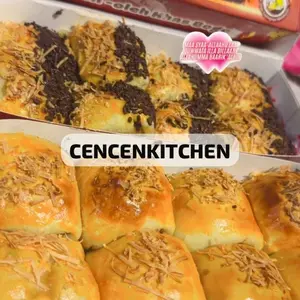 BOLEN PISANG SPECIAL DOUBLE TOPPING CENCEN KITCHEN