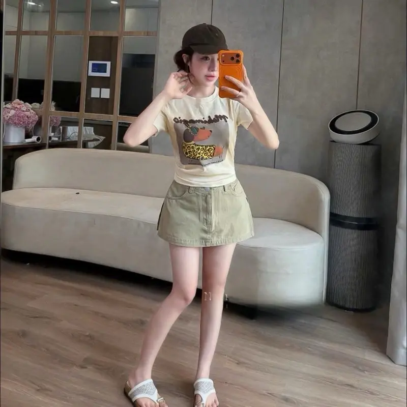 HAP(S-2XL)Chân váy xẻ tà 2 bên có quần trong với 3 tông màu.Mã 555 | BigBuy360 - bigbuy360.vn HAP(S-2XL)Chân váy xẻ tà 2 bên có quần trong với 3 tông màu.Mã 555 | BigBuy360 - bigbuy360.vn