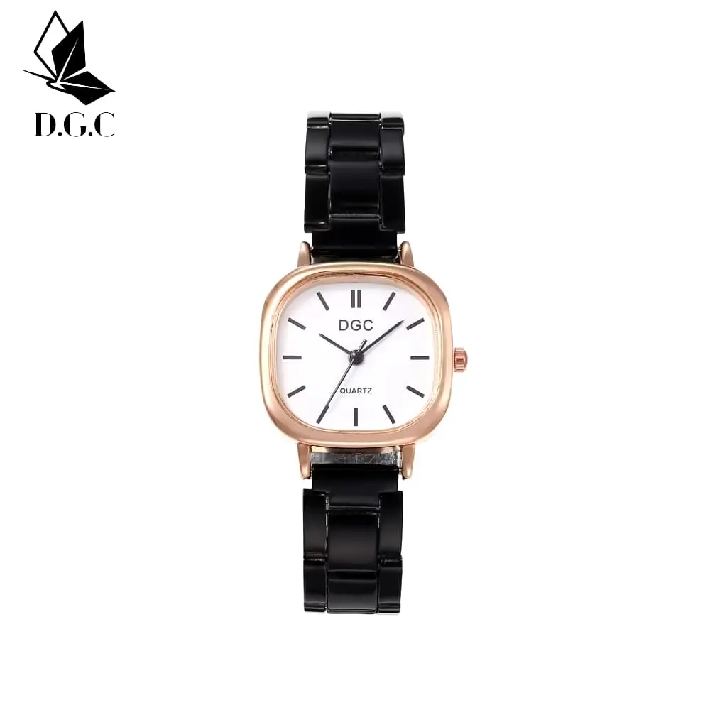 HITAM PUTIH ROSE