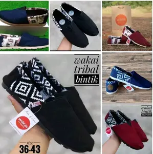 Sepatu slip-on kanvas unisex pria&wanita