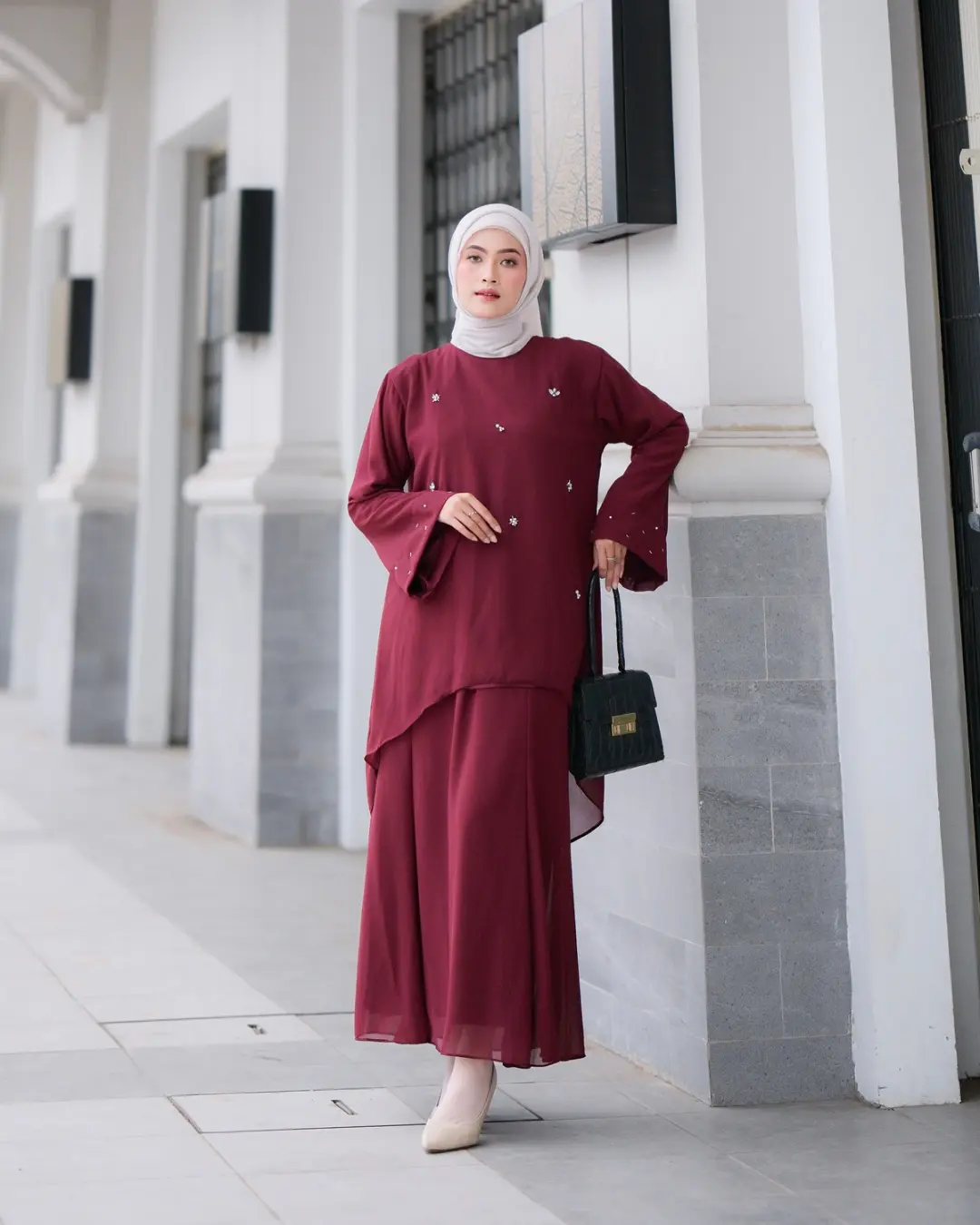 Set Tunik Hameeda Raya Series - Setelan Wanita Muslim bahan Ceruty dengan Payet Mewah
