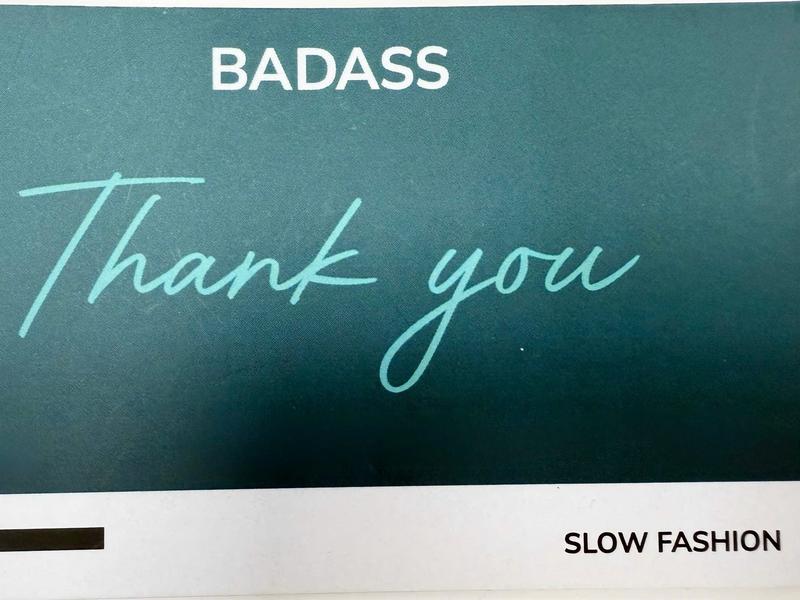 Thiệp cảm ơn Badass cảm ơn mọi người đã ủng hộ sản phẩm mặt trước