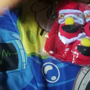 kupluk pom pom satu set sama kaoskaki ok usia 0-3th