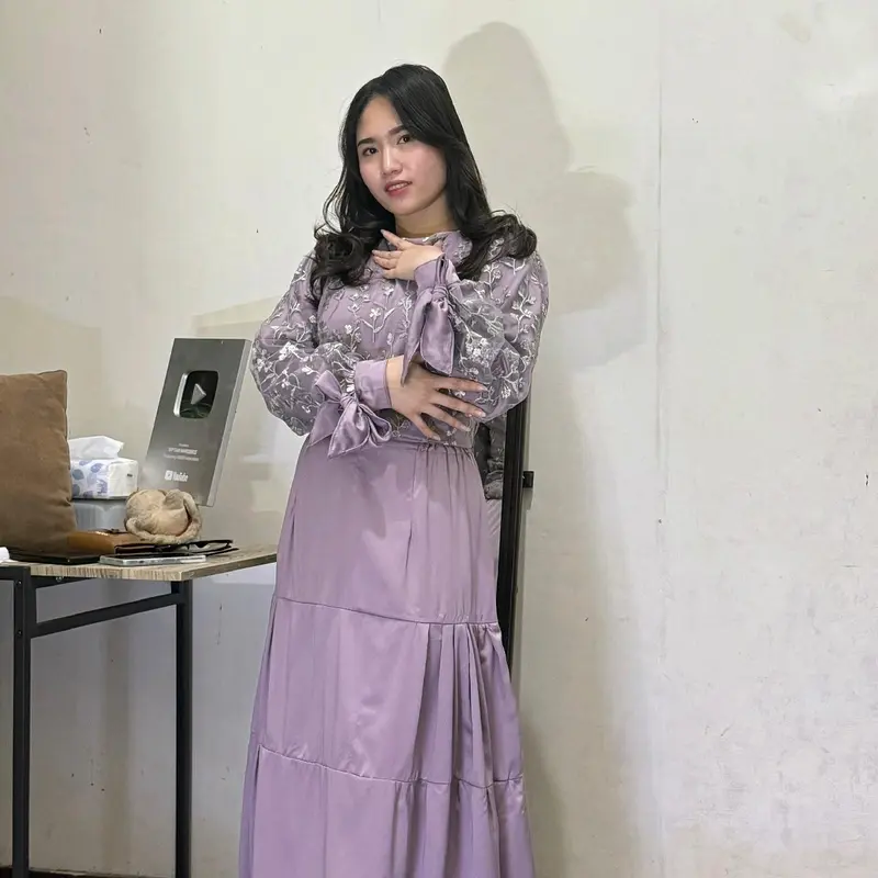 Etutu Set ADELE warna ungu  soft 2
