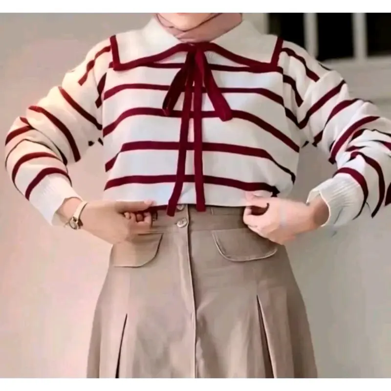 Atasan rajut wanita motif garis kera/blouse rajut wanita berkera Kerah 0