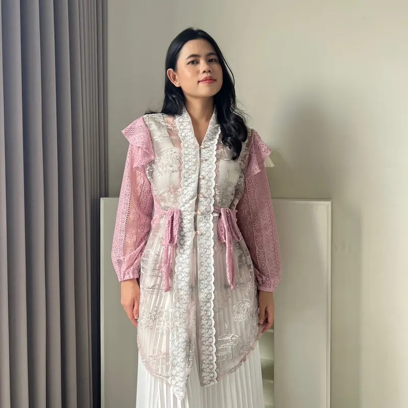 Hoolaqueen - Kebaya Outer Malika - Outer Tile Renda - Atasan Kondangan - Kebaya Renda Tile 3