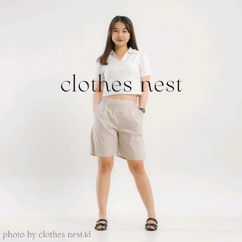HOT PANTS/Celana Pendek Wanita Polos Katun Twill Combed Melar Nyaman Muat BB 46 75 KG Cream Standar BB 41 58 KG