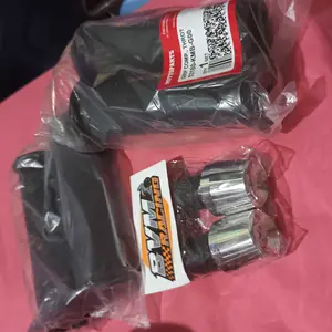 Handfat Handgrip Sarung Gas Original Honda Model PCX Vario Beat Scoopy Genio Mio Fino DLL dengan Jalu Stang Chrome - Motorcycle Sepeda