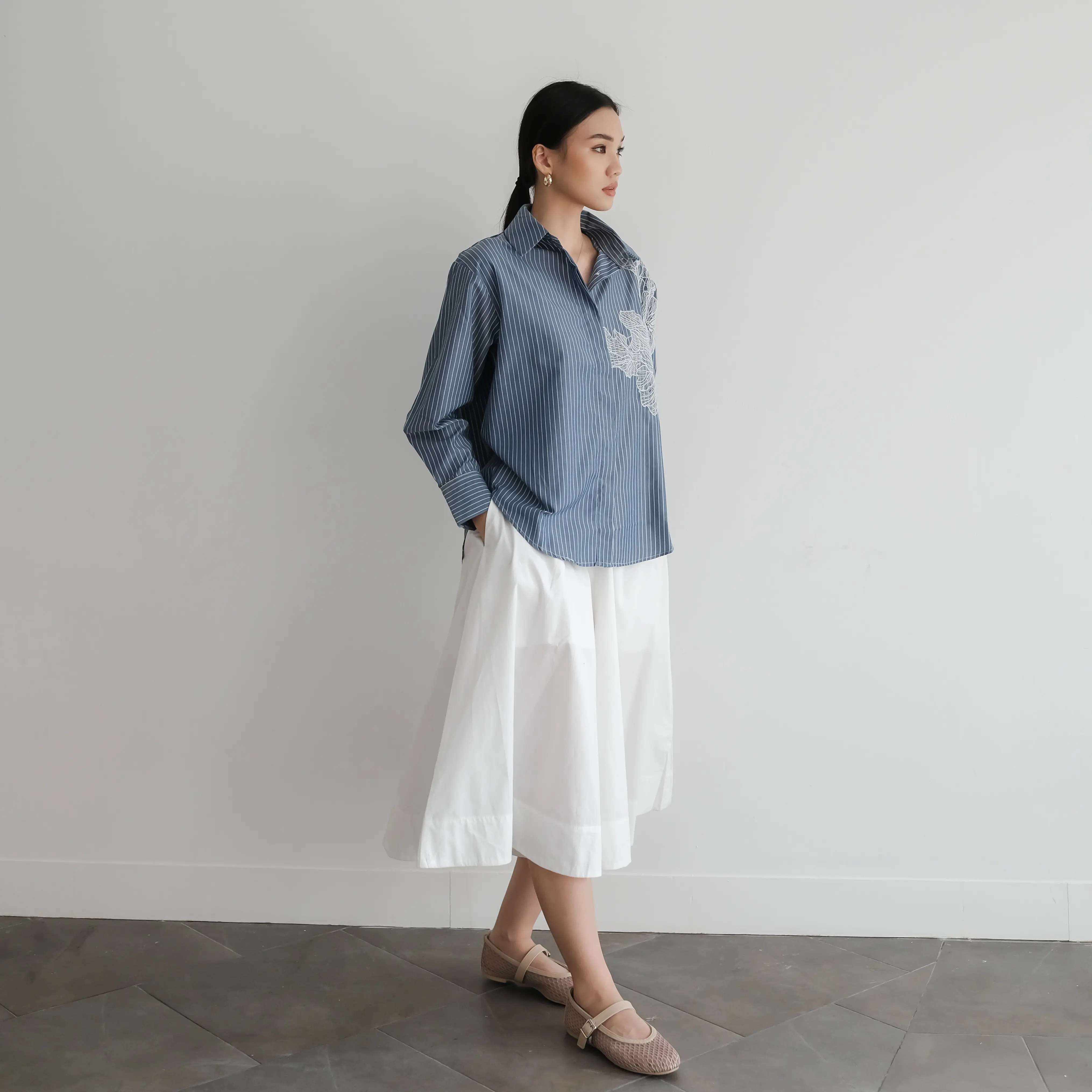 [Seminggu.rtw] Padma Embroidery Shirt / Atasan Wanita / Kemeja Wanita / Atasan Lengan Panjang / Casual