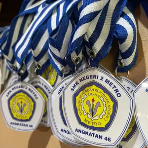 MEDALI AKRILIK + PRINT UV TERMURAH LASER CUTING