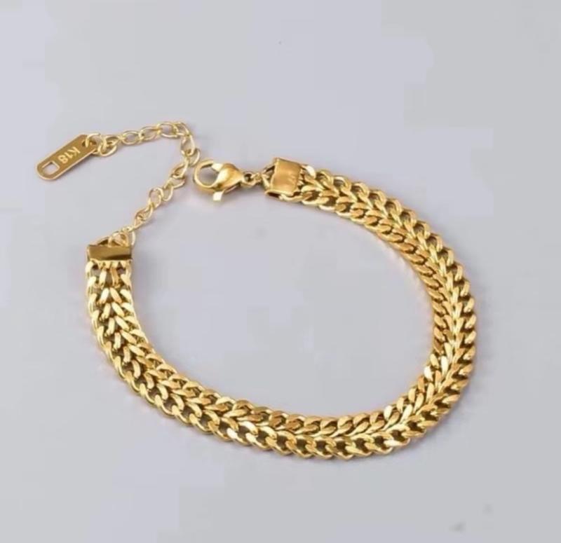 Product Introduction of Gelang Tangan Titanium Wanita Elegan Motif Tikar Anti Karat Tidak Luntur Hadiah Bracelets Aksesoris 14