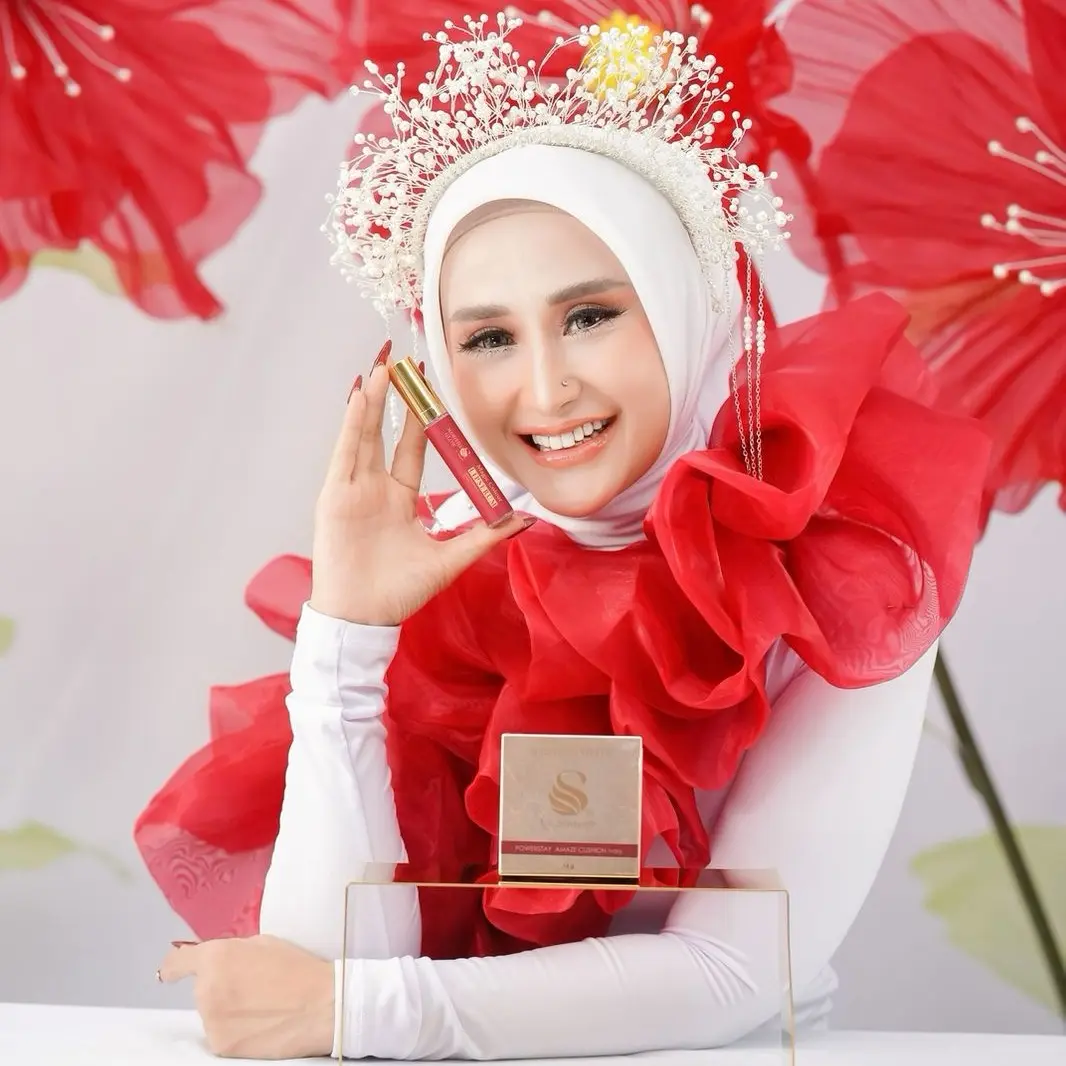 (CUSHION + LIPSERUM ) MAMITHAGLOW BY.SINTA 69  LIPSERUM & POWERSTAY AMAZE CUSHION UV FILTER - Ivory & Beige