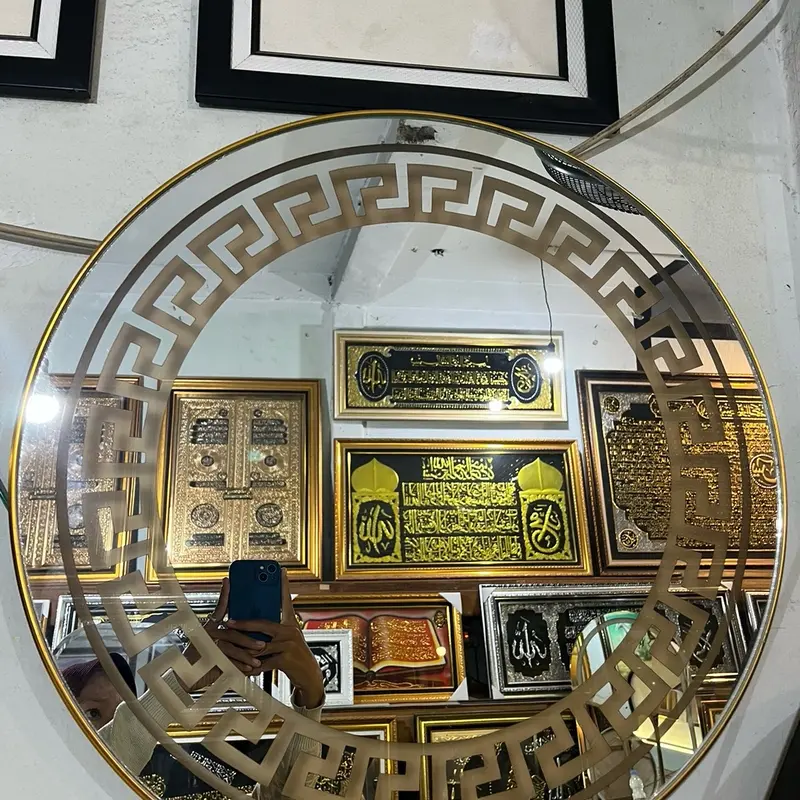 Cermin dekor bulat motif backlight 6