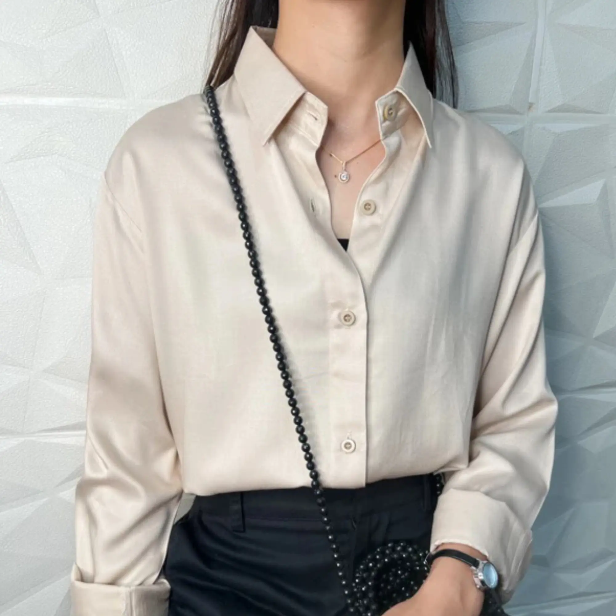 Kemeja Fit Body Wanita Lengan Panjang Bahan Rayon Twill