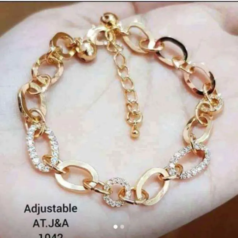 GELANG TANGAN WANITA BLINK DIAMOND ADUHAI GELANG TANGAN WANITA LAPIS EMAS 0