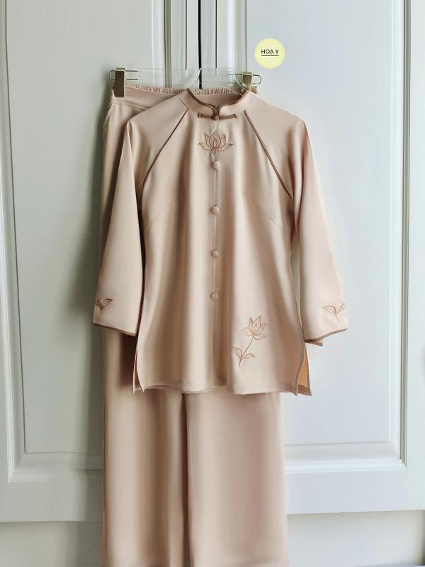  DL158 MÀU BE   Họa Y Pháp Phục  bộ Đồ Lam Đi Chùa Nữ phật tử big size truyền thống thiết kế cao cấp lụa tuyết Women hoa sen trung niên cho mẹ phục áo bà ba Tơ tràng cổ 