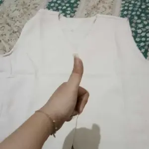 Madie Vest Top Waistcoat Rompi Korean Syle Tanpa Lengan Blazer Kantor Wanita Kekinian