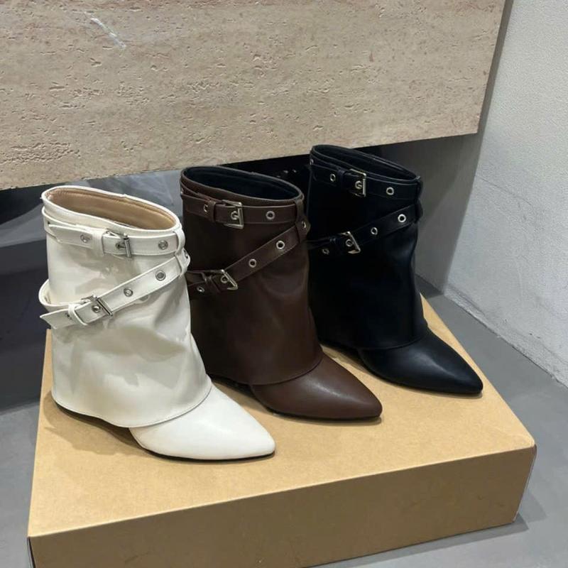  C2818-6 Bốt lửng nữ mũi nhọn đế thuyền 7cm phối đai khuy hàng QC fullbox 