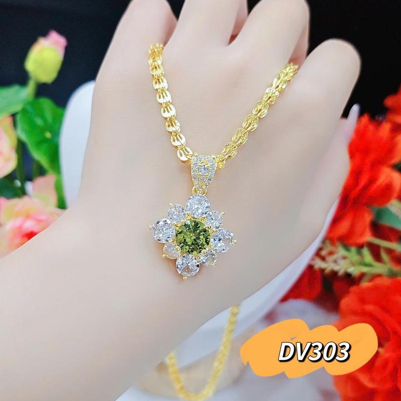 Dây chuyền Titan dây phụng vàng phối mặt đá vuông nhụy xanh lục bền màu mẫu hot