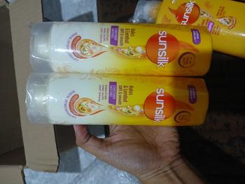 Product Review of [KESEMPATAN MENANG CATOKAN - BUY 2 GET 4] Sunsilk Shampoo Rambut Lembut Soft & Smooth Activ-Infusion Rambut 400ml Isi 2 from E** D**a 1