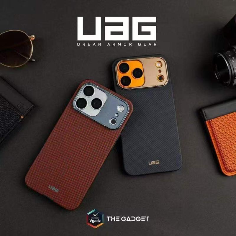 Sản phẩm mới nhất: ốp lưng iPhone mẫu Kevlar từ UAG, hỗ trợ MagSafe, phù hợp với iPhone 17 Pro Max. Bền chắc như cấp quân đội, chống va đập, kèm khung bảo vệ ống kính tách rời. Thiết kế đơn giản, thích hợp làm quà tặng.