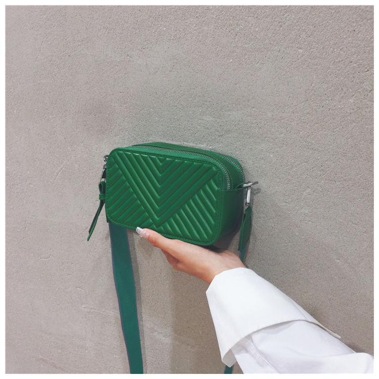 Product Introduction of Beg popular pada tahun ini untuk wanita, gaya Korea baharu, Beg messenger serba guna ringkas untuk pelajar perempuan, beg bahu persegi kecil Ins 2023 13